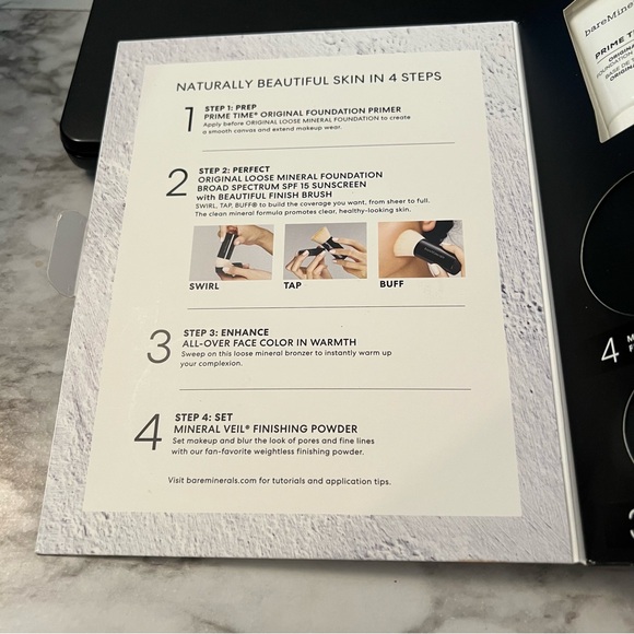 Bare Minerals set - Picture 4 of 4